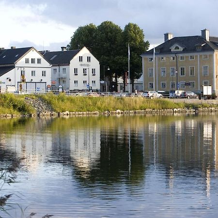 Hotell Bla Blom Gustavsberg Camera foto