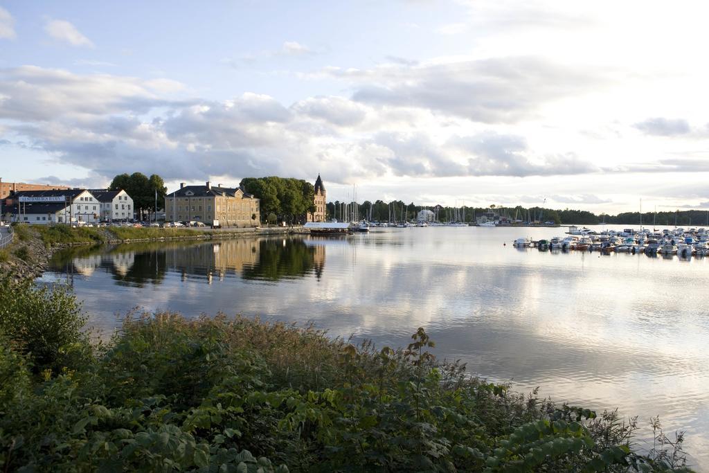 Hotell Bla Blom Gustavsberg Esterno foto