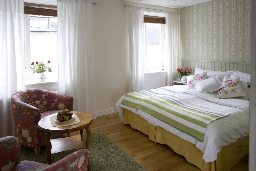 Hotell Bla Blom Gustavsberg Camera foto