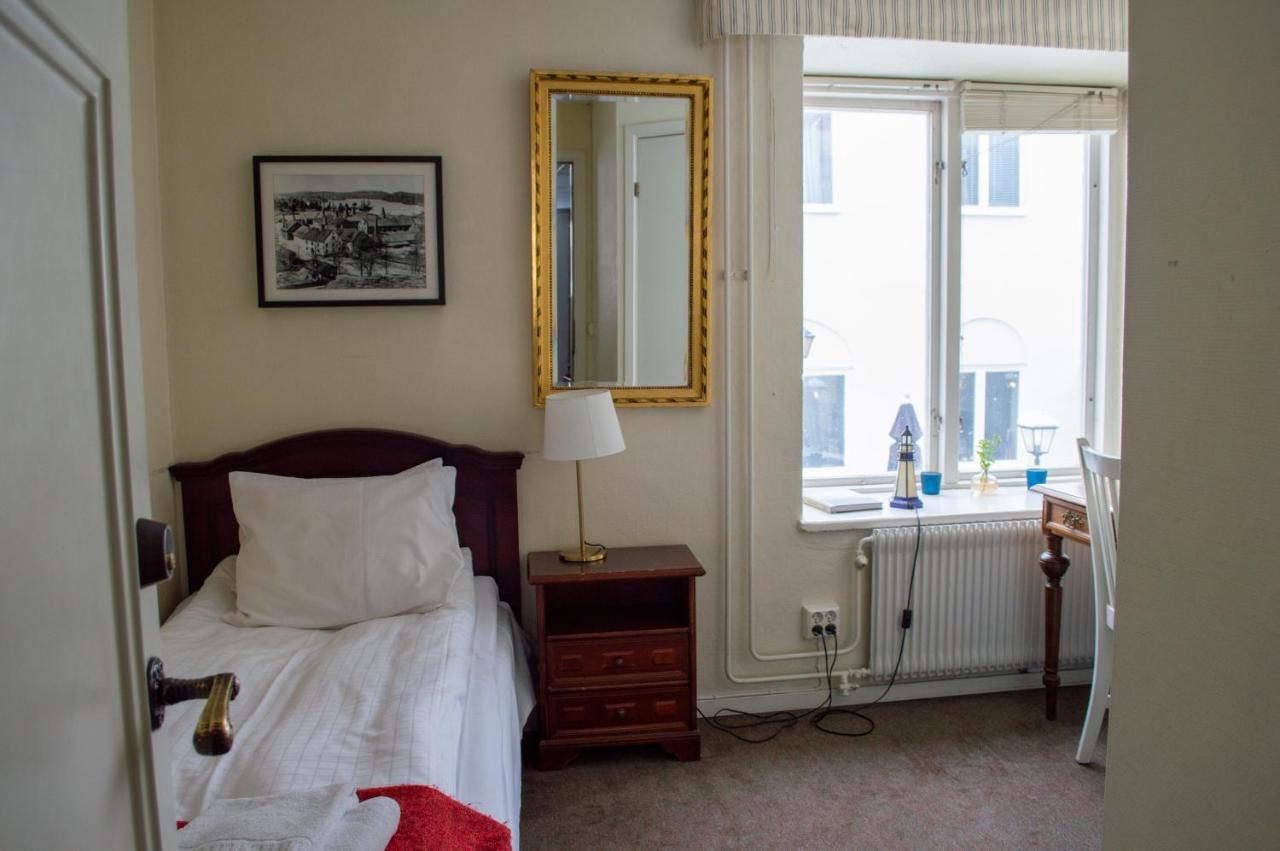 Hotell Bla Blom Gustavsberg Esterno foto