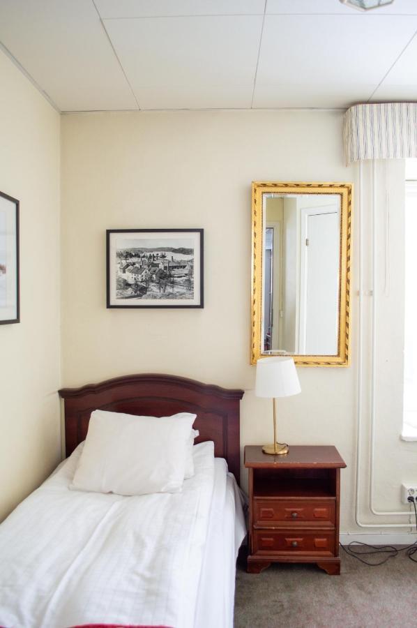 Hotell Bla Blom Gustavsberg Esterno foto