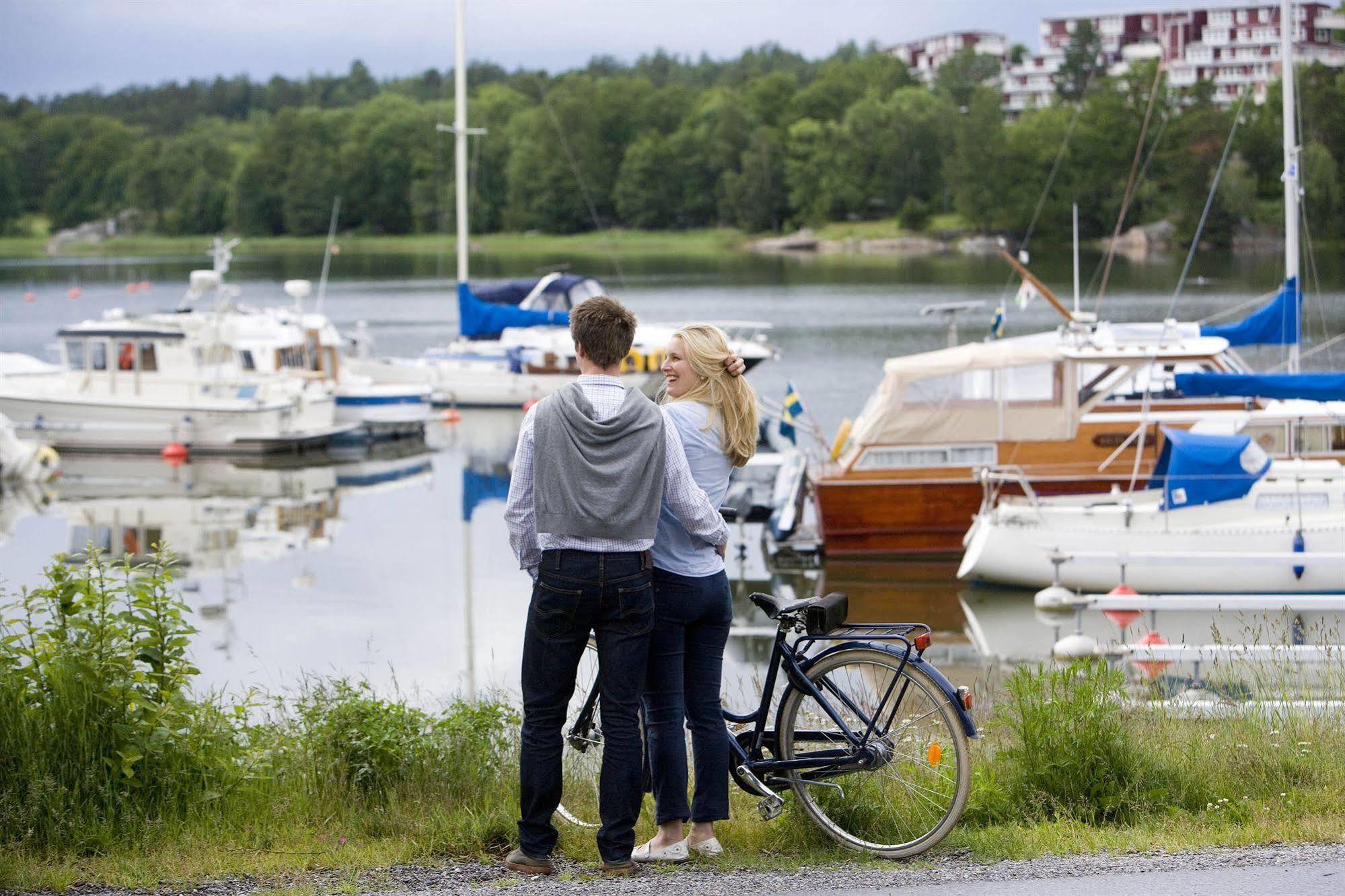 Hotell Bla Blom Gustavsberg Esterno foto